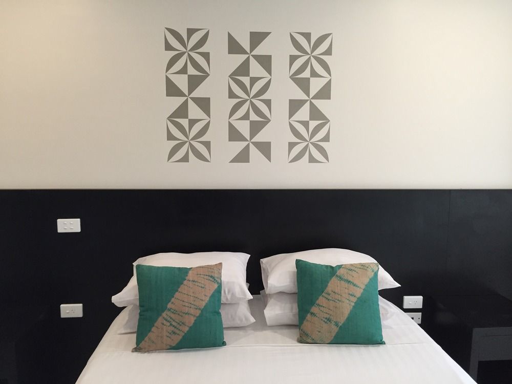 Tanoa International Dateline Hotel Nuku'alofa Exteriör bild