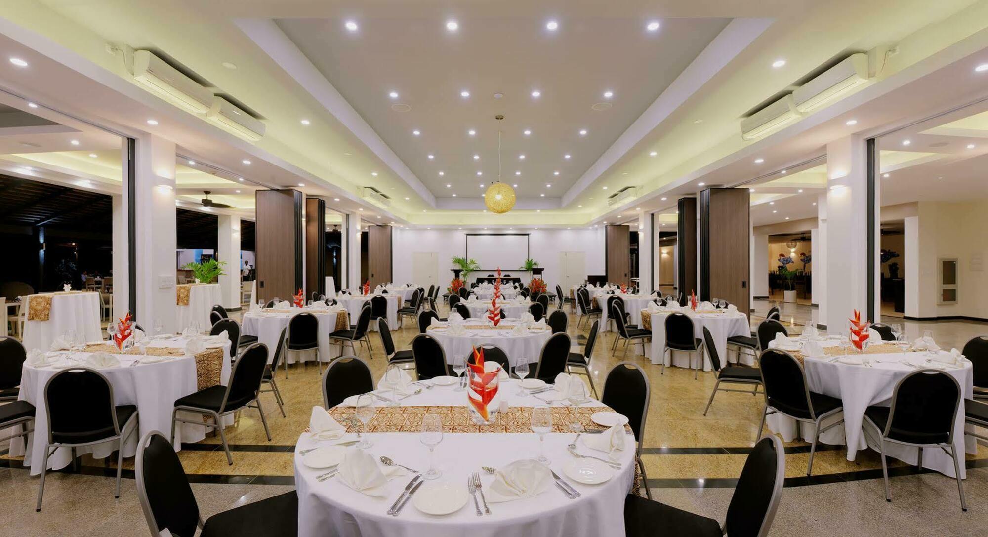 Tanoa International Dateline Hotel Nuku'alofa Exteriör bild