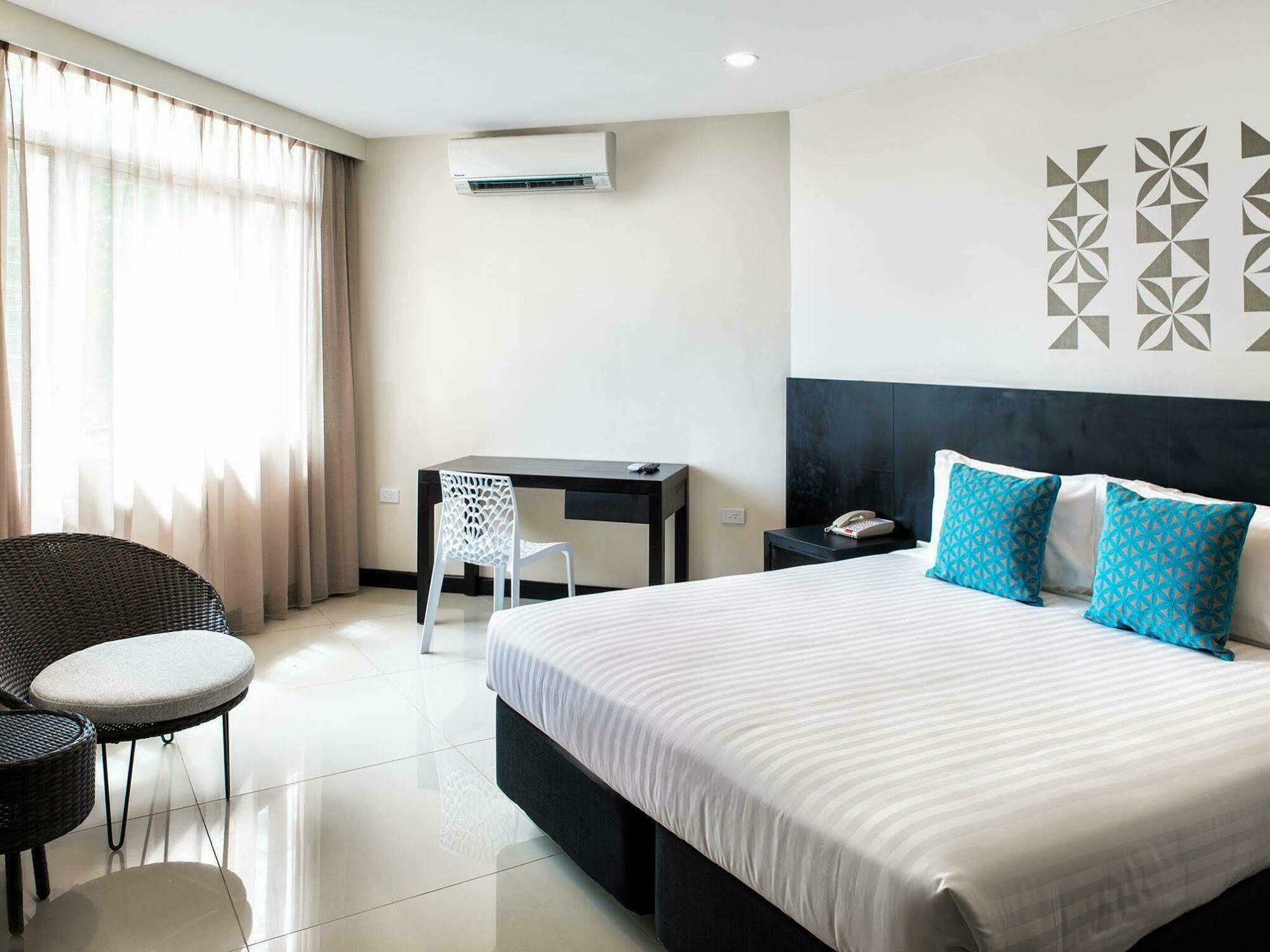 Tanoa International Dateline Hotel Nuku'alofa Exteriör bild